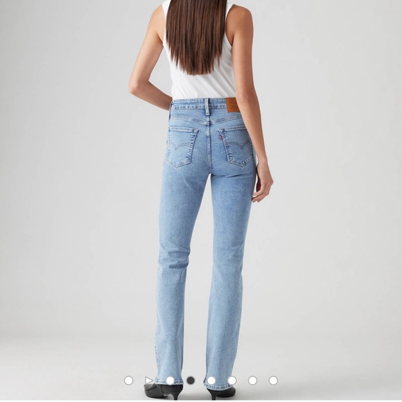 Levi's Women's High Rise Bootcut Jeans - Light Blue - Picture 2 of 6